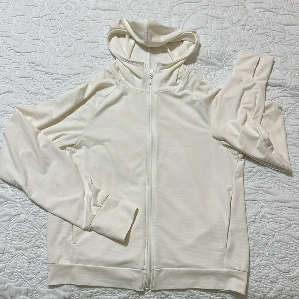 Uniqlo hooded jacket